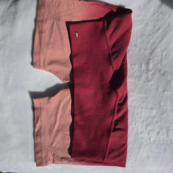 Red and Pink Shorts‎ - Picture 5 of 6